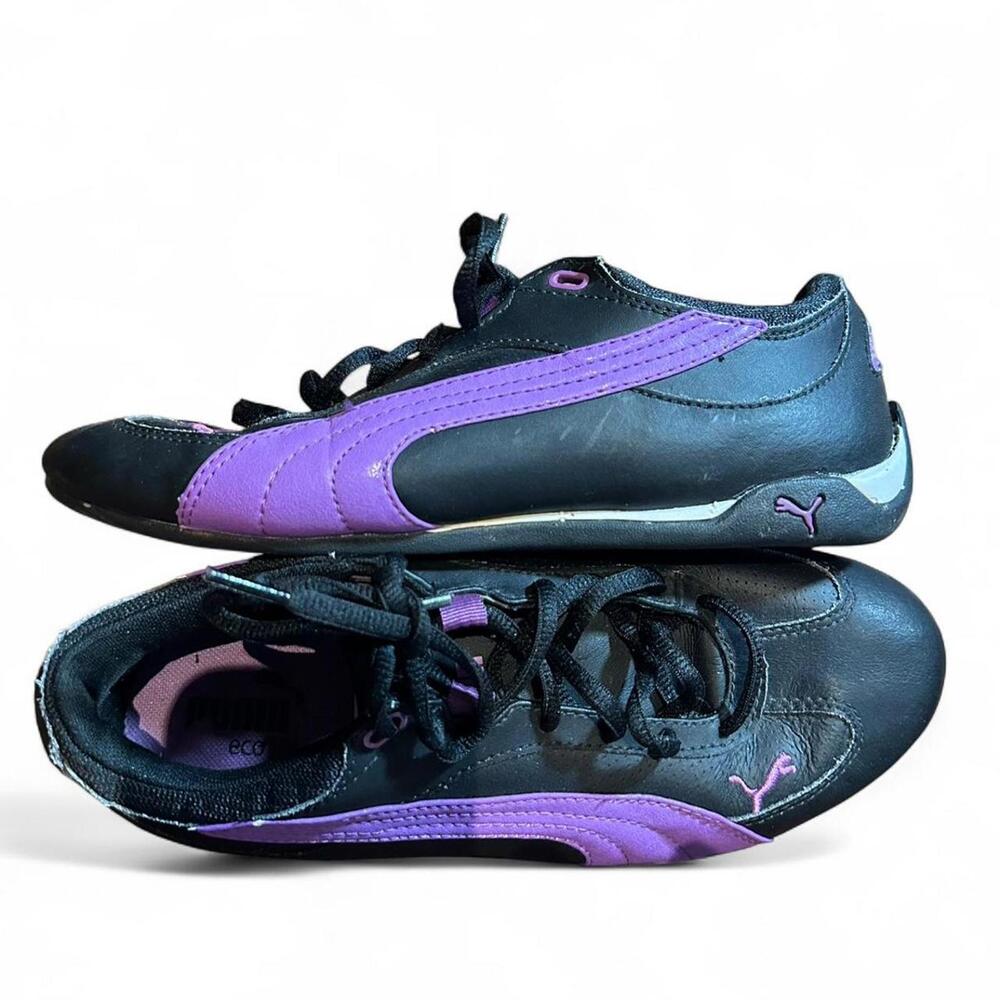 Puma Women's Black and Purple Trainer